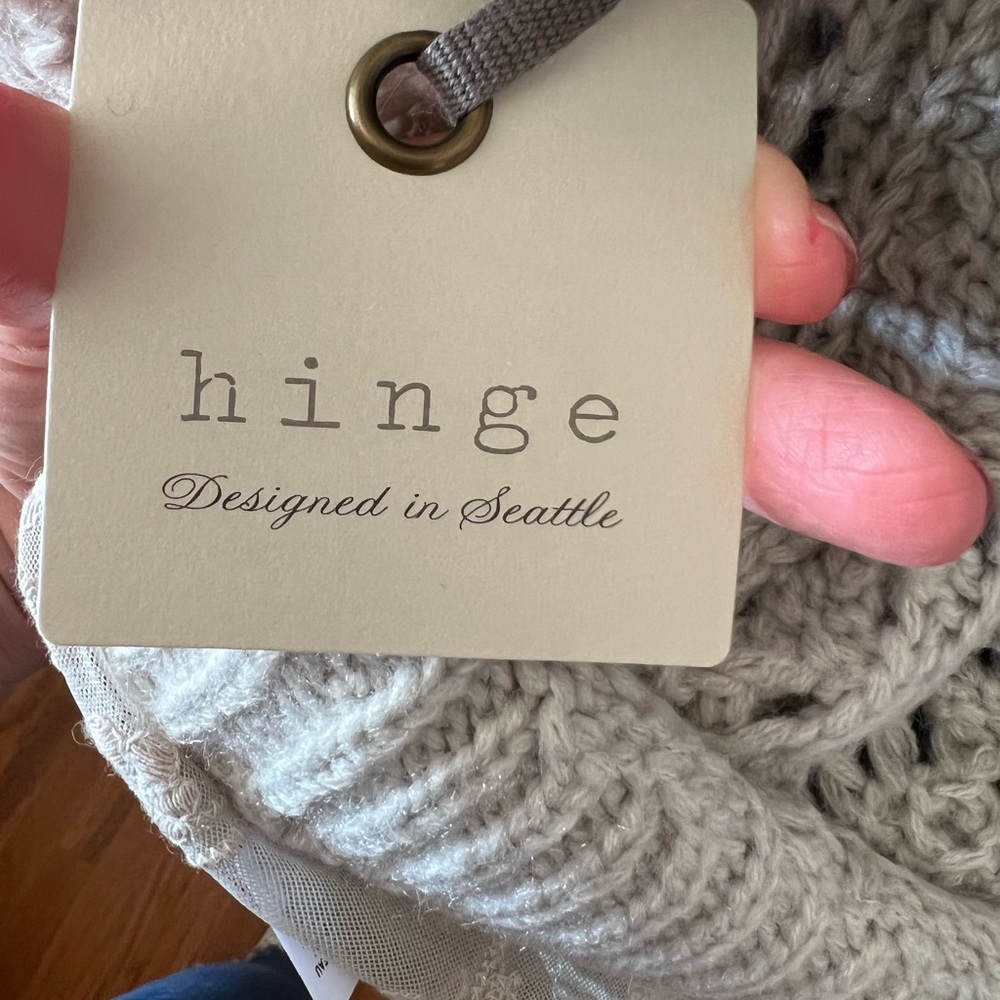 Hinge Sweater - Picture 7 of 8